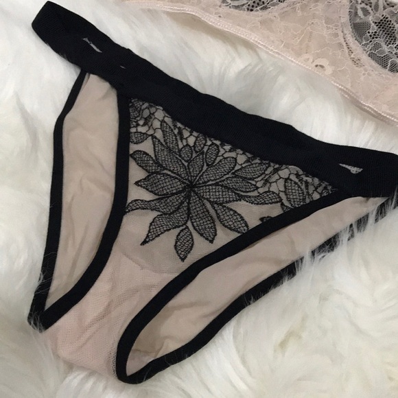 Nude & black sexy lingerie 💕 - Picture 2 of 8